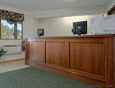 Super 8 By Wyndham Keystone/Mt. Rushmore Beltér fotó